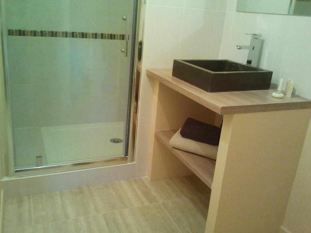 Chambres d'Hôtes La Grange Au Bois Champagne-et-Fontaine Quarto foto
